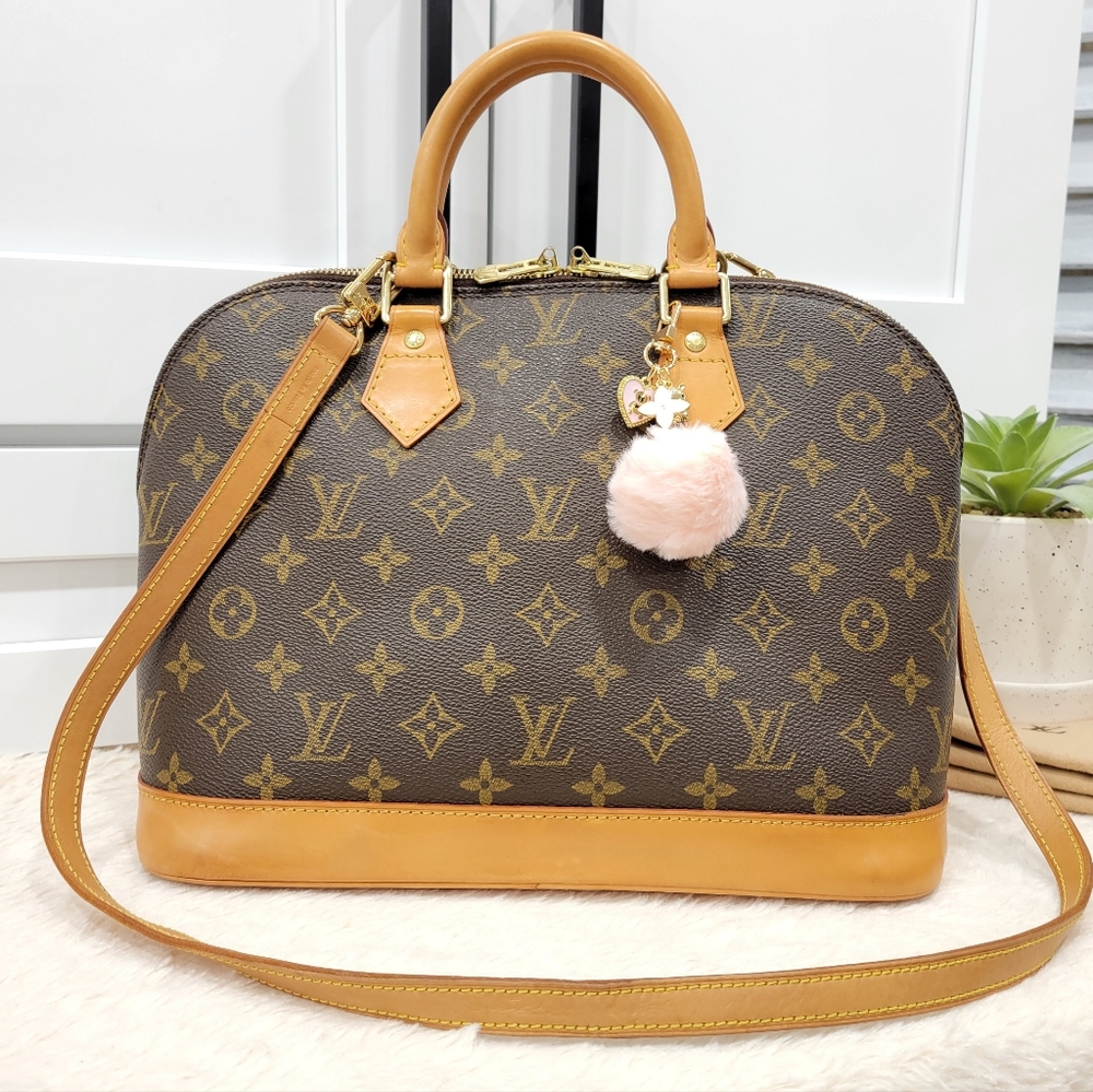 BEAUTIFUL ❤ Authentic Louis Vuitton Alma PM Monogram Satchel